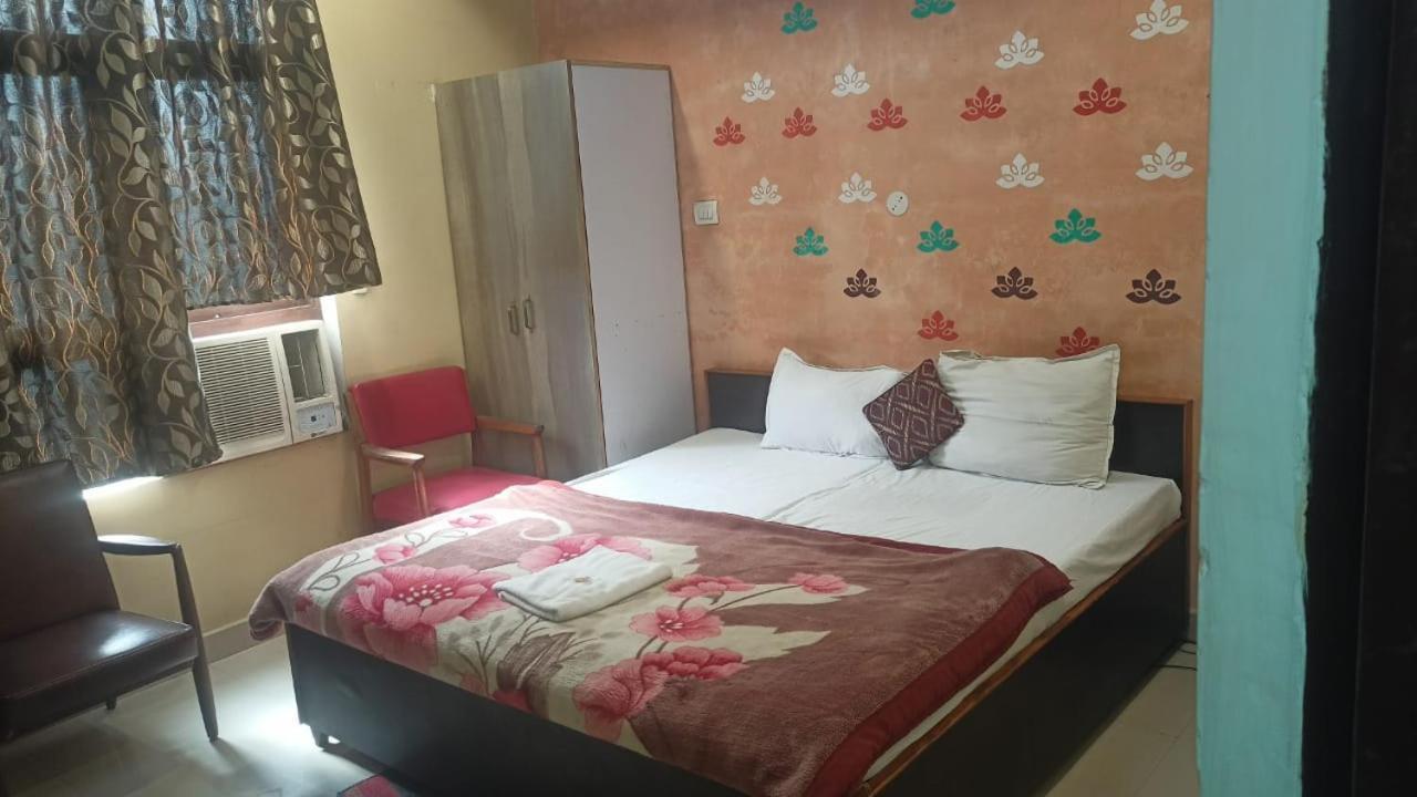 Hotel Shyam Utsav Mirzapur Luaran gambar