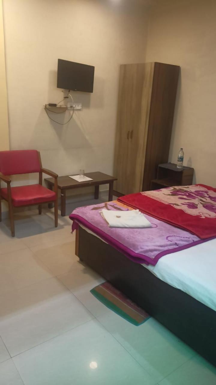 Hotel Shyam Utsav Mirzapur Luaran gambar