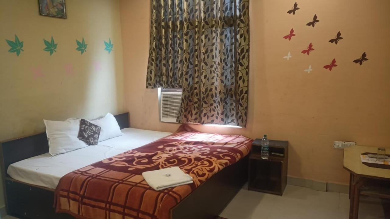 Hotel Shyam Utsav Mirzapur Luaran gambar